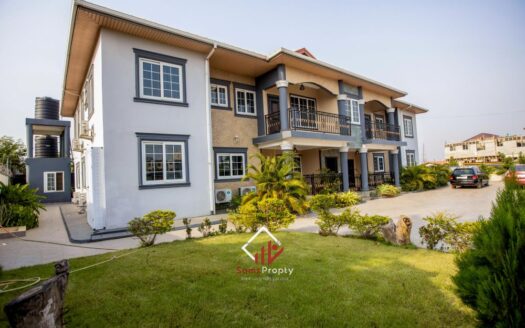 Modern 3-Bedroom Apartment in a Stylish Villa at Adjiringanor