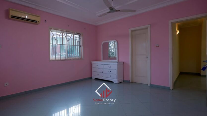 Luxurious 5-Bedroom Mansion with Cinema Room, Study, and Boys’ Quarters for Rent in Spintex